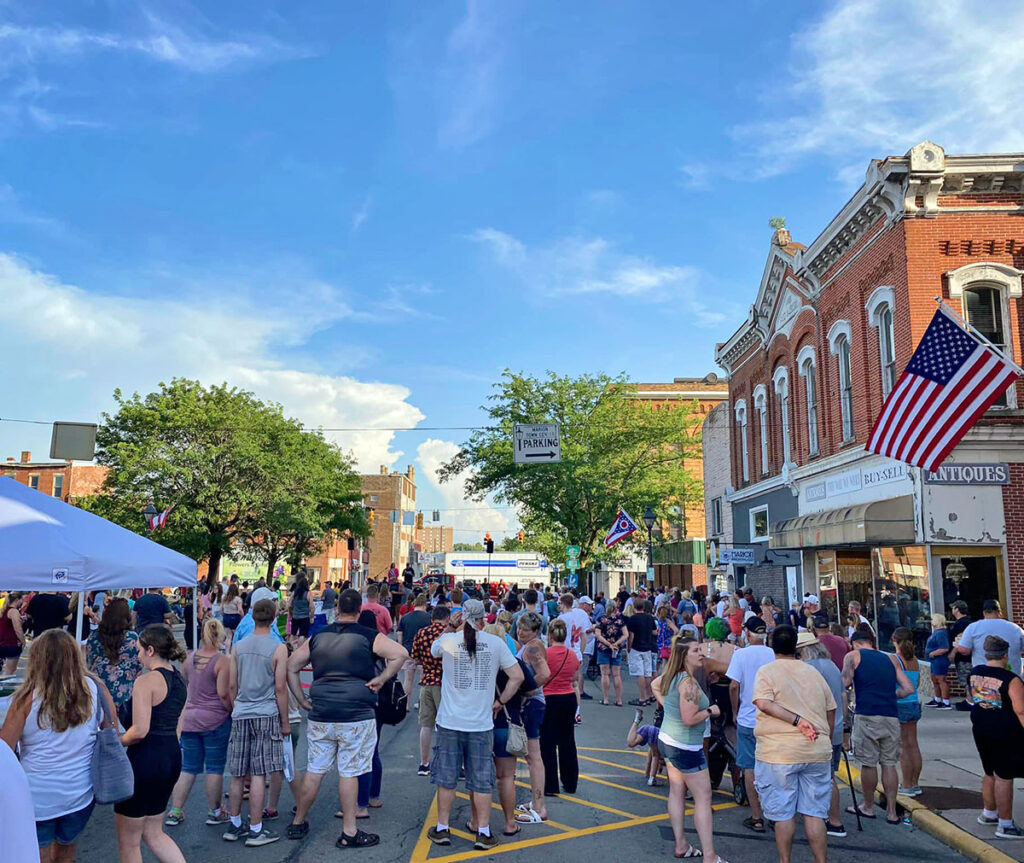 Third Thursday in downtown Marion