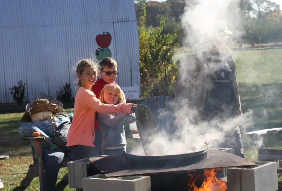 Harvest Saturday (Apple Butter and Horseradish Making Day) at Lawrence Orchards